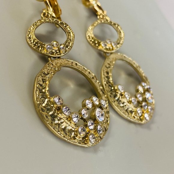 Art Deco Earrings Dangle Drop Clip-on Gold Tone Clear Rhinestones Gypsy Boho - Picture 11 of 16